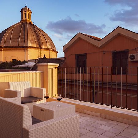 Luxury Suite La Terrazza In Pieno Centro In Cagliari Eksteriør bilde