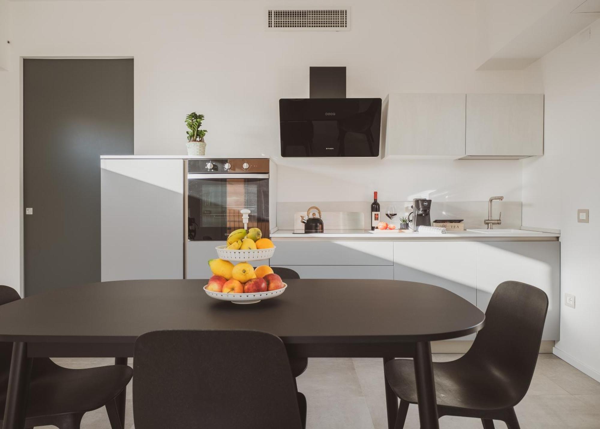 Luxury Suite La Terrazza In Pieno Centro In Cagliari Eksteriør bilde