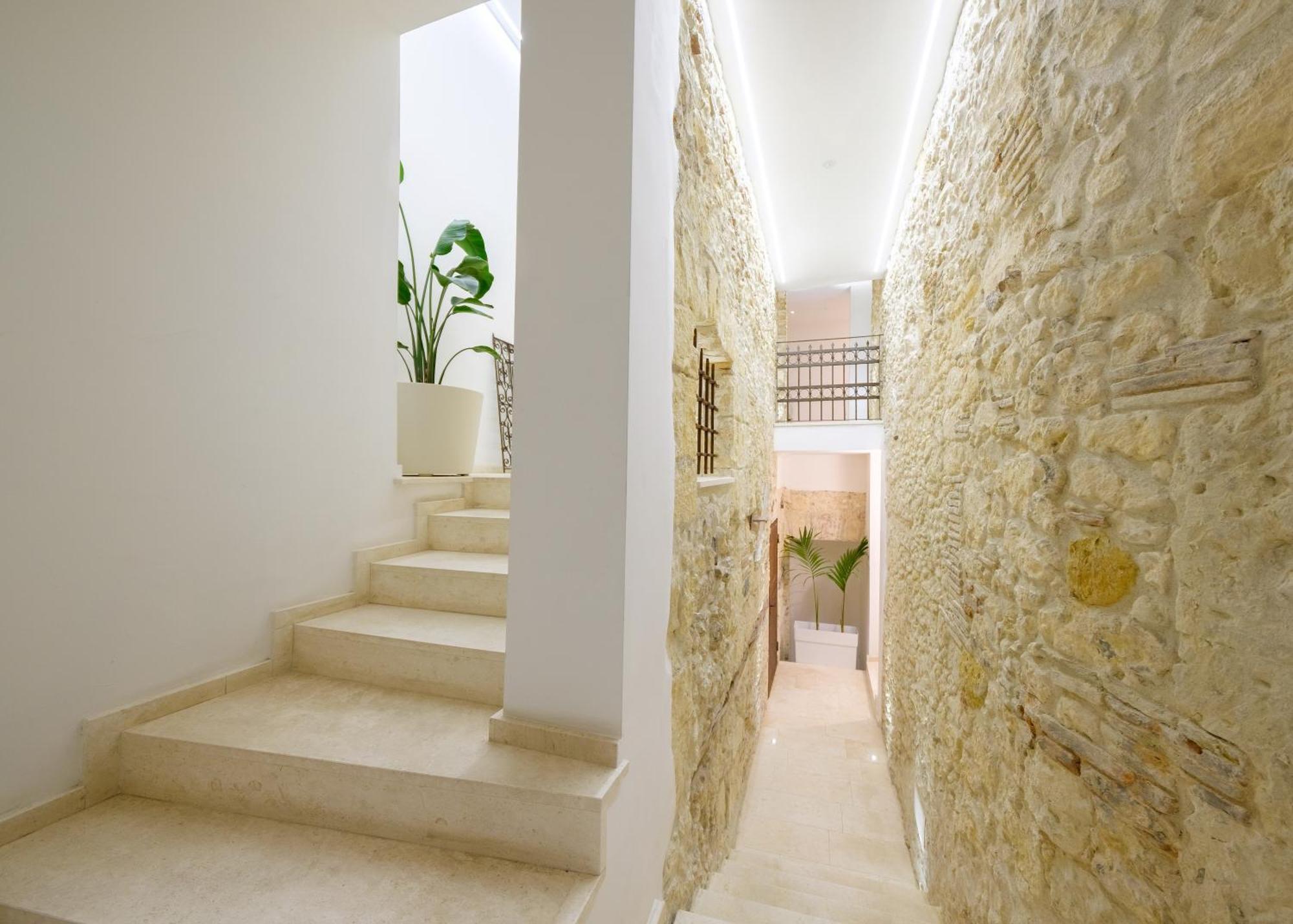Luxury Suite La Terrazza In Pieno Centro In Cagliari Eksteriør bilde