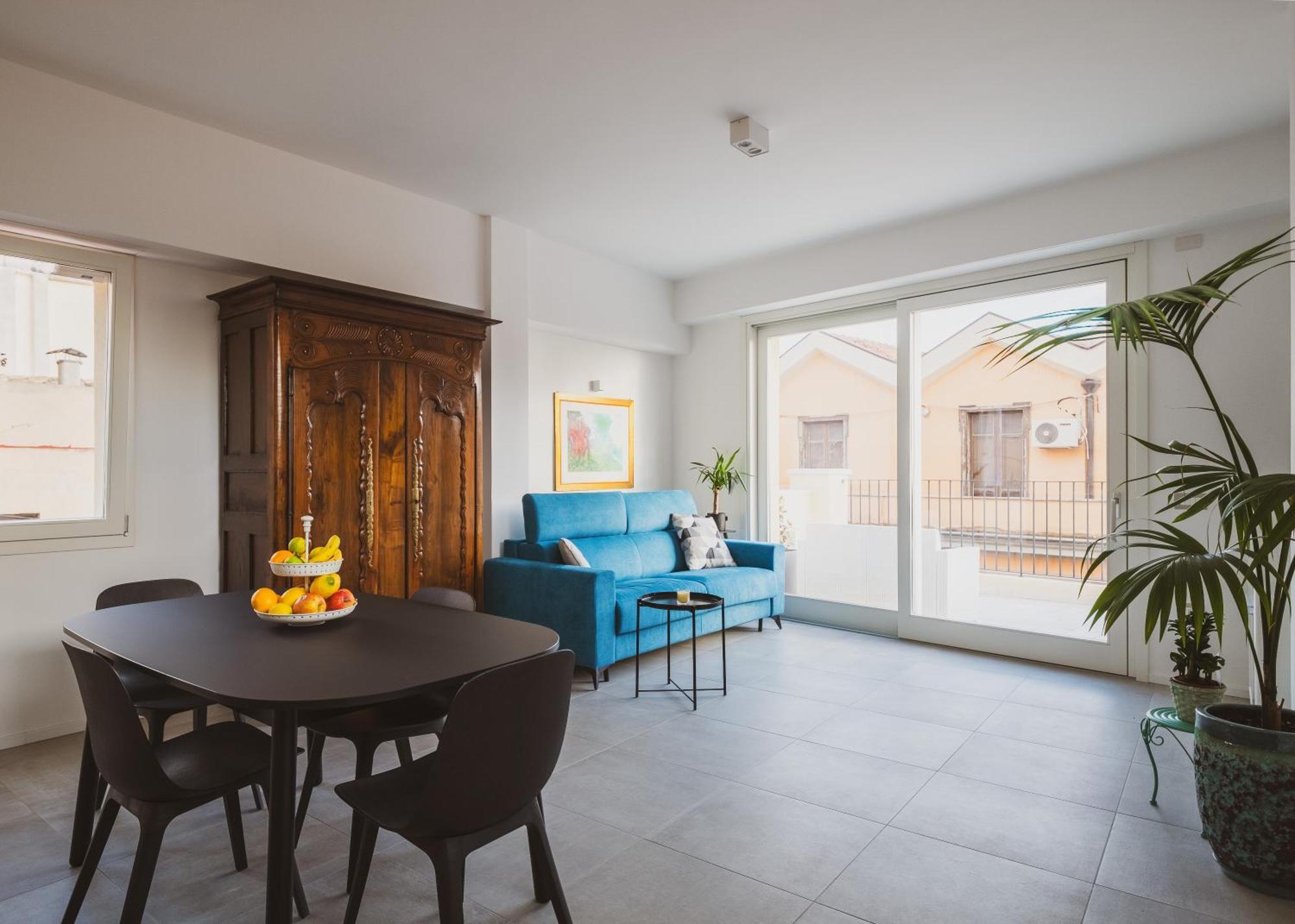 Luxury Suite La Terrazza In Pieno Centro In Cagliari Eksteriør bilde