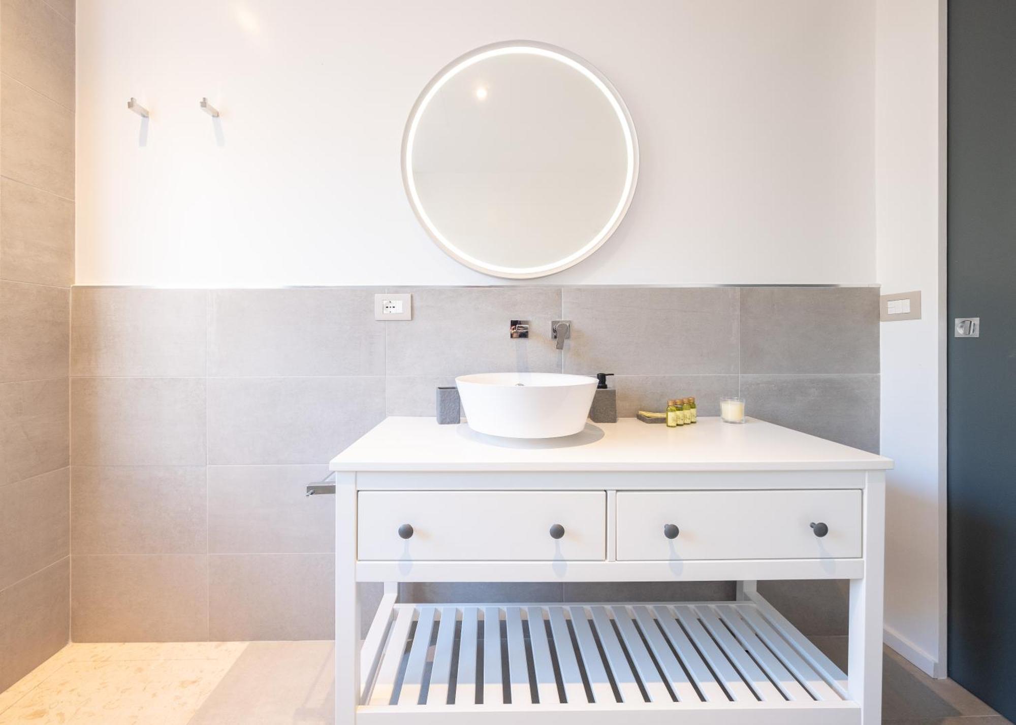 Luxury Suite La Terrazza In Pieno Centro In Cagliari Eksteriør bilde
